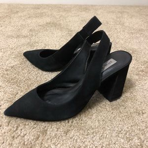 Steve Madden Dove Nubuck Pumps